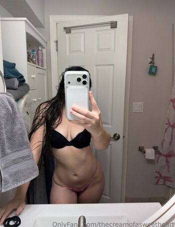 Full leaked Thecreamofasweetheart private onlyfans photo