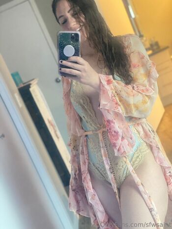 Full leaked Theladyinvelvet private onlyfans photo