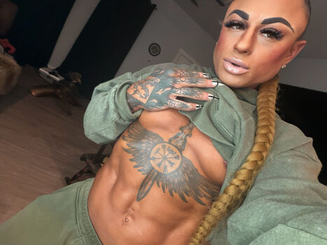 Full leaked Therealloislane private onlyfans photo