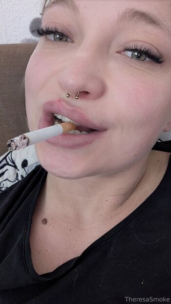 theresasmoke