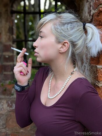 theresasmoke