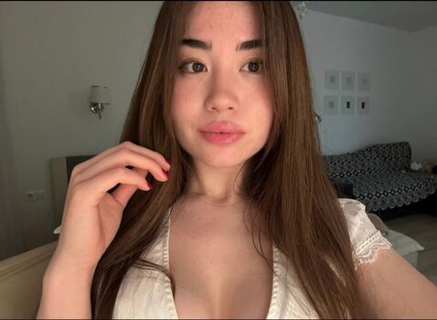 Full leaked Theyloveaiza private onlyfans photo