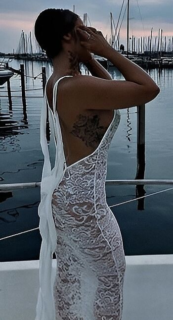 Full leaked Thisislea private onlyfans photo