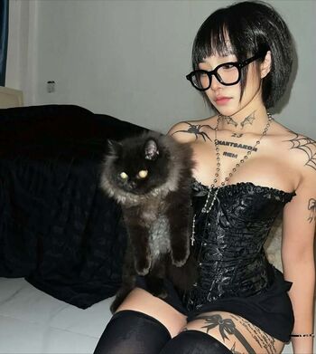 Thunyalak leaked photo video viral