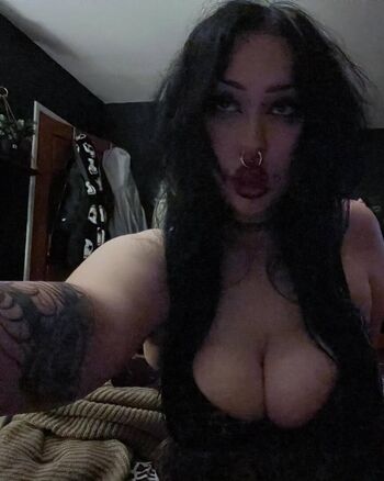 Full leaked Thykingdomkay private onlyfans photo