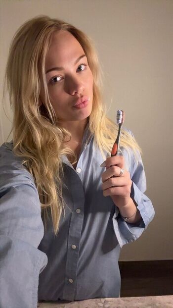 Full leaked Tiffanyyoungofficial private onlyfans photo