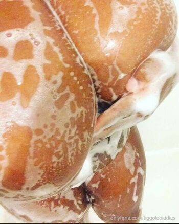 Full leaked Tiggolebiddiess private onlyfans photo