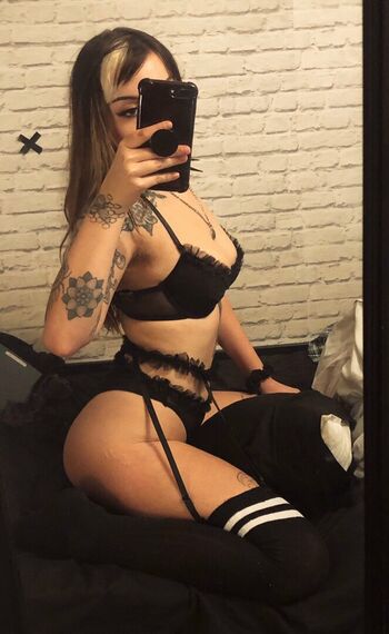 Full leaked Tiiinkkk private onlyfans photo