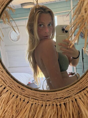 Full leaked Tiktokwithmoka private onlyfans photo