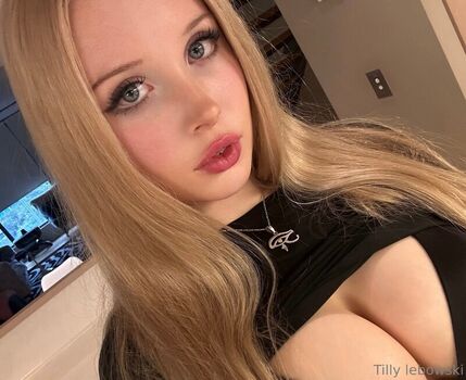 Full leaked Tillylebowski private onlyfans photo