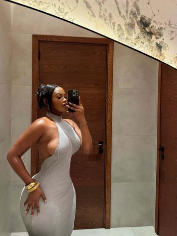 Full leaked Tinah bae private onlyfans photo