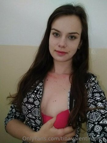 Full leaked Tinavalentinafree private onlyfans photo