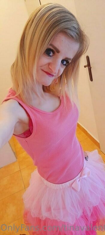 Full leaked Tinavalentinafree private onlyfans photo