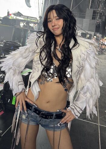 tiny.pretty.j