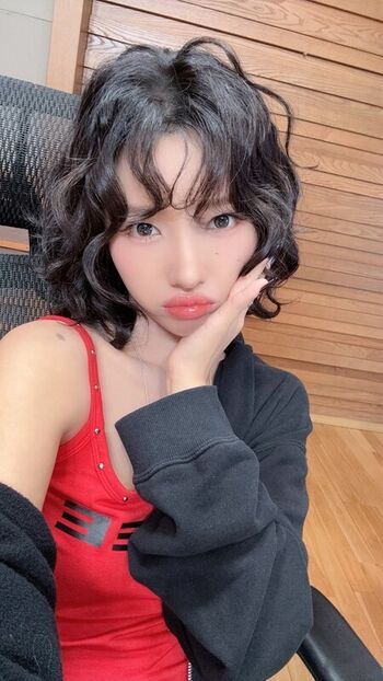 Full leaked Tiny pretty j private onlyfans photo