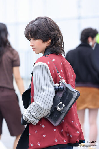 tiny.pretty.j