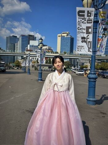 tiny.pretty.j