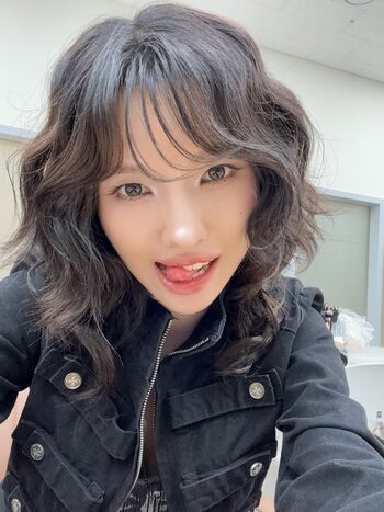 tiny.pretty.j