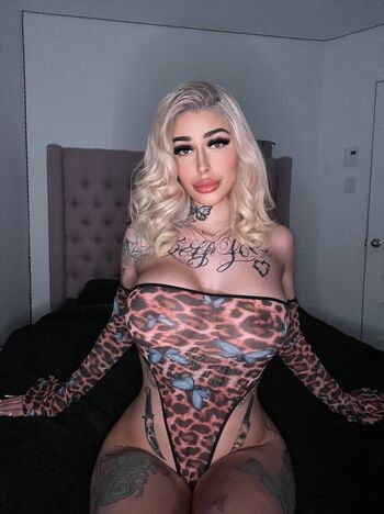 Full leaked Tiny smallz private onlyfans photo