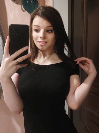 Full leaked Tiny snoozie page private onlyfans photo