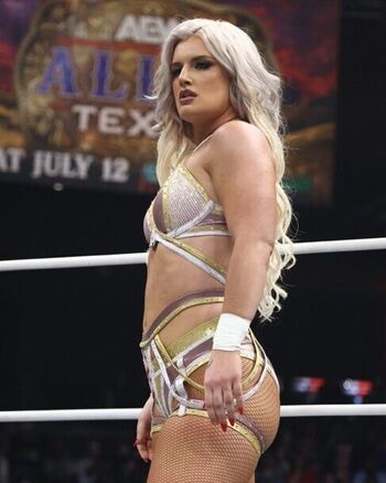Full leaked Toni storm aew private onlyfans photo