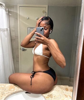 Full leaked Toniannsp private onlyfans photo