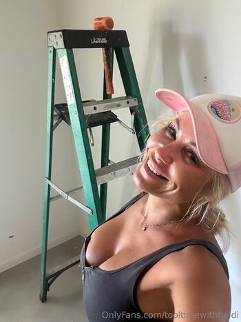 Full leaked Tooltimewithheidi private onlyfans photo