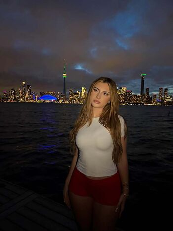 Full leaked Toomuchlucile page private onlyfans photo