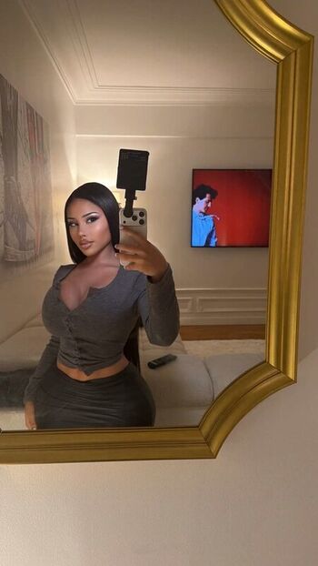 Full leaked Tootatis private onlyfans photo