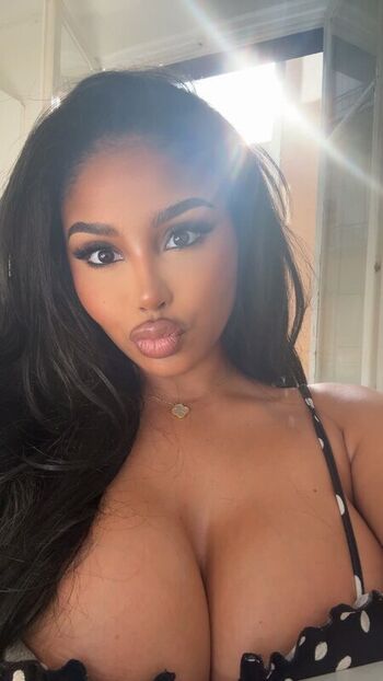 Full leaked Tootatis private onlyfans photo