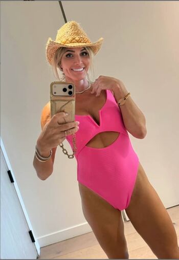Full leaked Torrie wilson private onlyfans photo