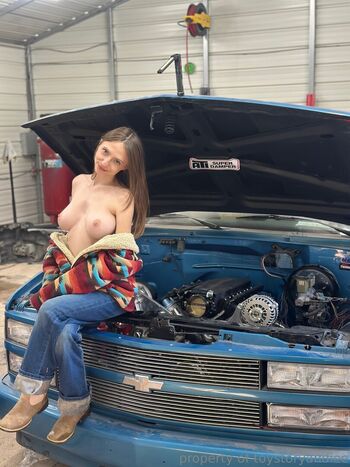 Full leaked Toystoryandiee private onlyfans photo