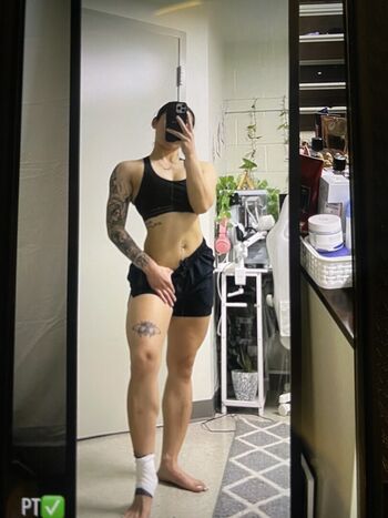 Full leaked Tray fitfever tray soe private onlyfans photo