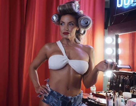 Full leaked Trish stratus page private onlyfans photo