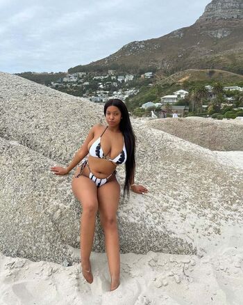 Full leaked Tsholo teebaby private onlyfans photo