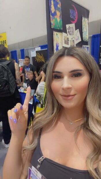 Full leaked Sara dobrik/ private onlyfans photo