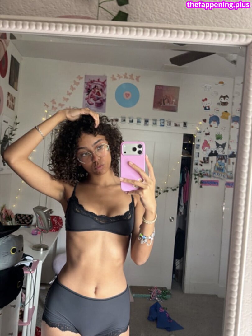 ttahlula Naken OnlyFans Foto #35