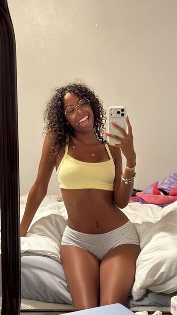 Full leaked Ttahlula private onlyfans photo