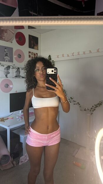 Full leaked Ttahlula page private onlyfans photo