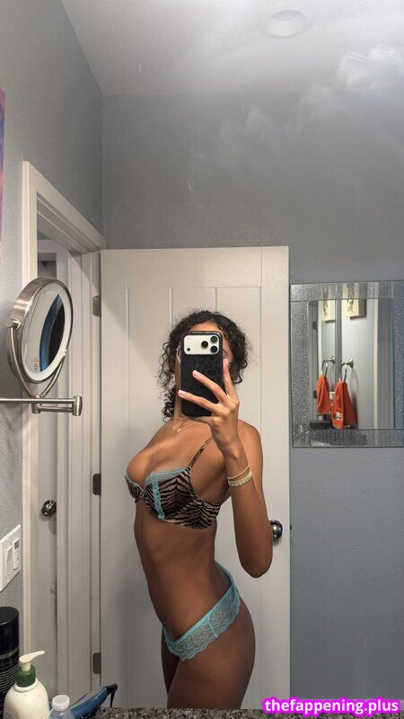 https: / ttahlula Nude OnlyFans Photo #261