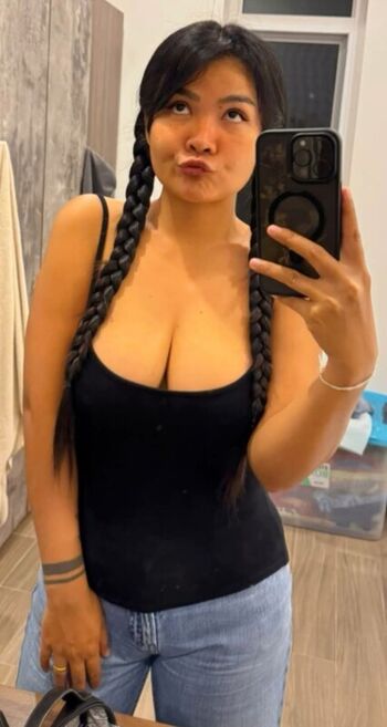 Full leaked Ale valencia/ private onlyfans photo