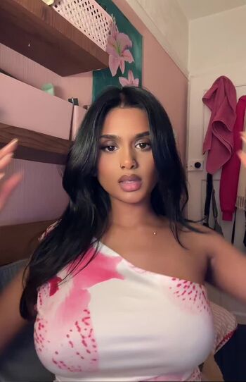 Full leaked Tulsi page private onlyfans photo