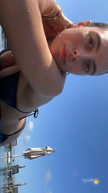 Full leaked Turkish girls private onlyfans photo