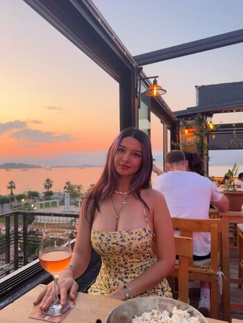Full leaked Turkish girls page private onlyfans photo