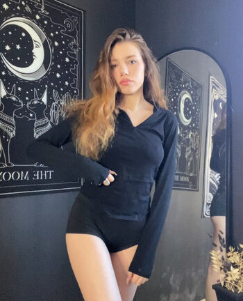 Full leaked Turkish girls page private onlyfans photo