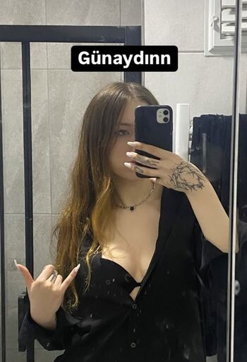 Full leaked Turkish girls page private onlyfans photo