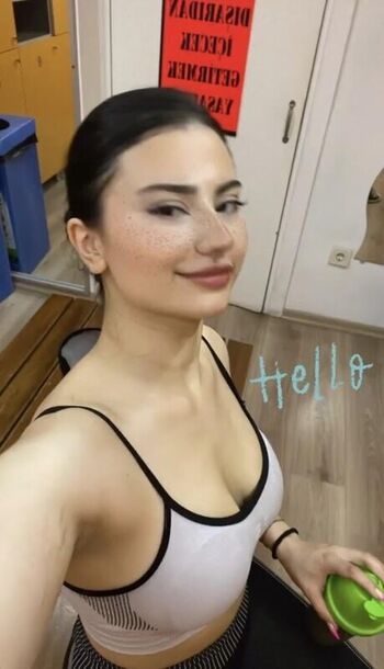 Full leaked Turkish girls page private onlyfans photo