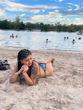 Full leaked Turras argentinas private onlyfans photo