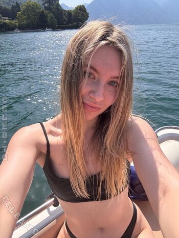 Full leaked Tutti fruity private onlyfans photo