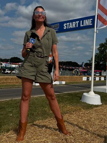 Full leaked Tv shopping presenters private onlyfans photo
